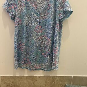 Lilly Pulitzer Blue and Pink Relaxed Short Sleeve Tee